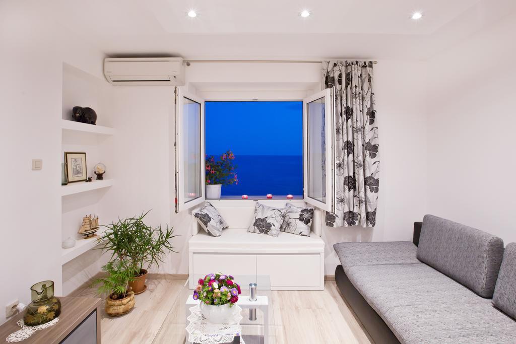 Appartement Aurora I *